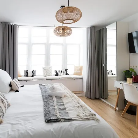 Art Staynnapartments Guest house