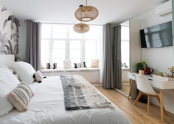 Art Staynnapartments بيت ضيافة