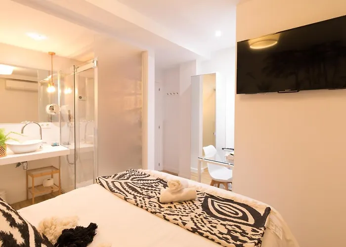 بيت ضيافة Art Staynnapartments