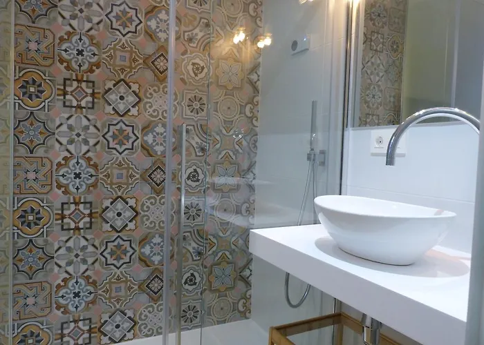 Гостевой дом Art Staynnapartments 4*