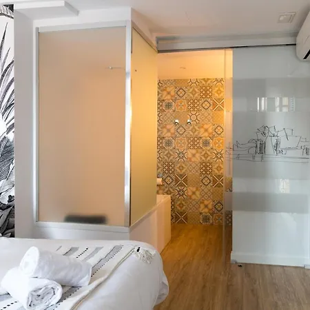 Art Staynnapartments 4*